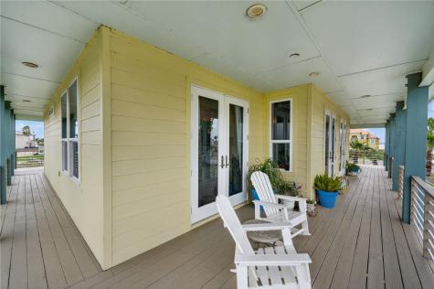 33 Lake Shore Circle Rockport TX 78382