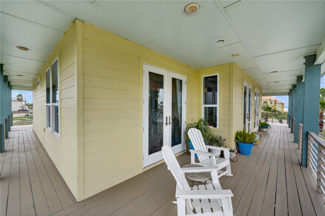 33 Lake Shore Rockport TX 78382