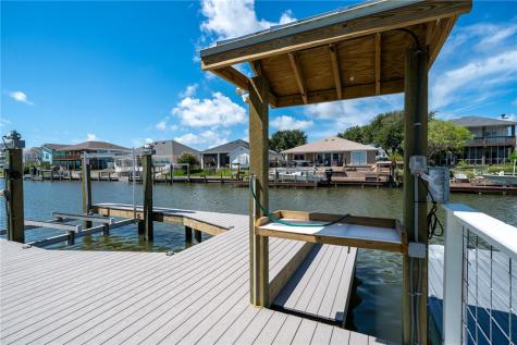 107 Windjammer Street Rockport TX 78382