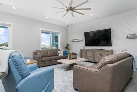 107 Windjammer Street Rockport TX 78382