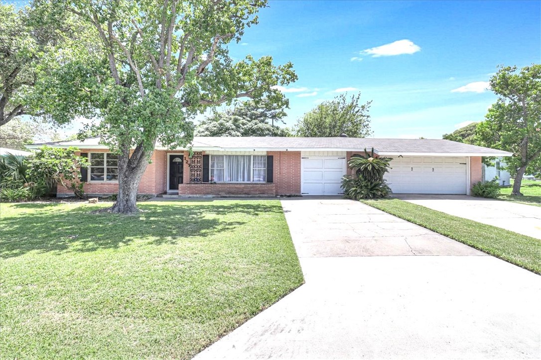 127 Georgia Place Portland TX 78374