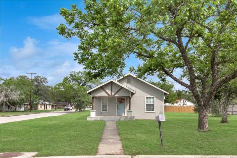 801 E Fannin Street Beeville TX 78102