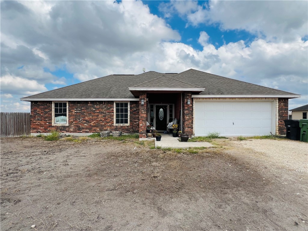 317 County Road 3101 Orange Grove TX 78372