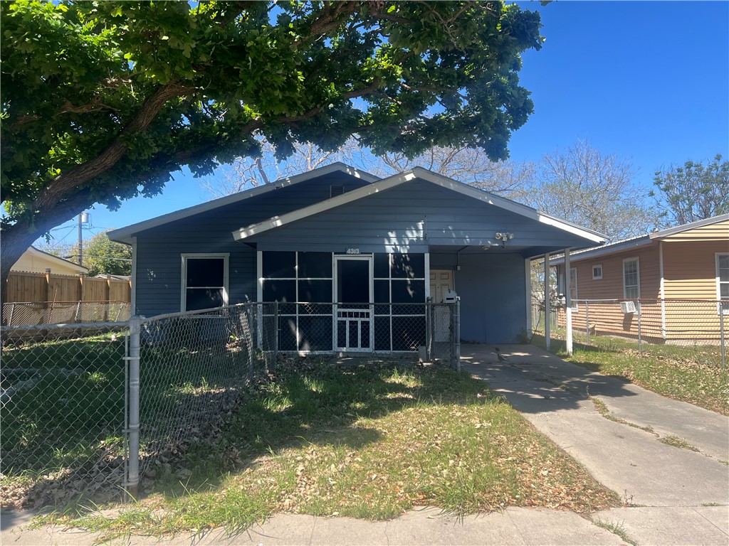 4313 Nicholson Street Corpus Christi TX 78415