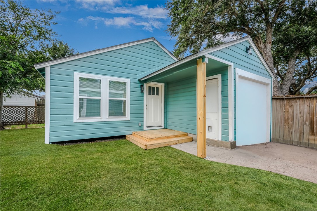 326 Melrose Corpus Christi TX 78404