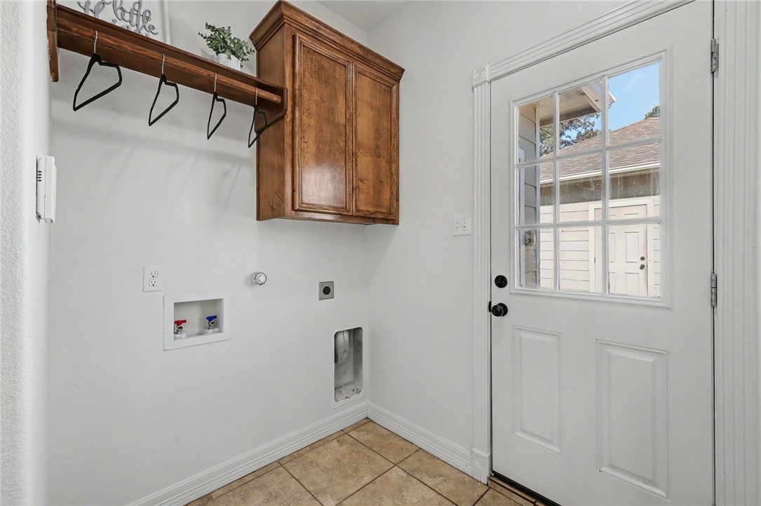 1950 Sandy Way Corpus Christi TX 78418