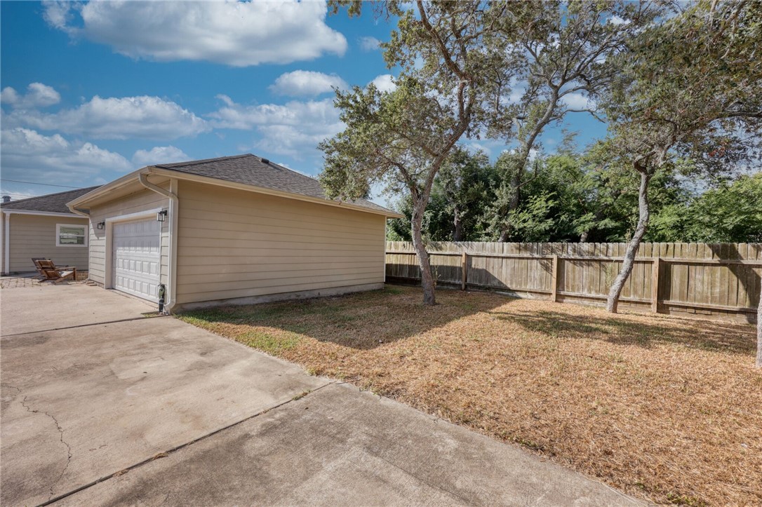 1950 Sandy Way Corpus Christi TX 78418