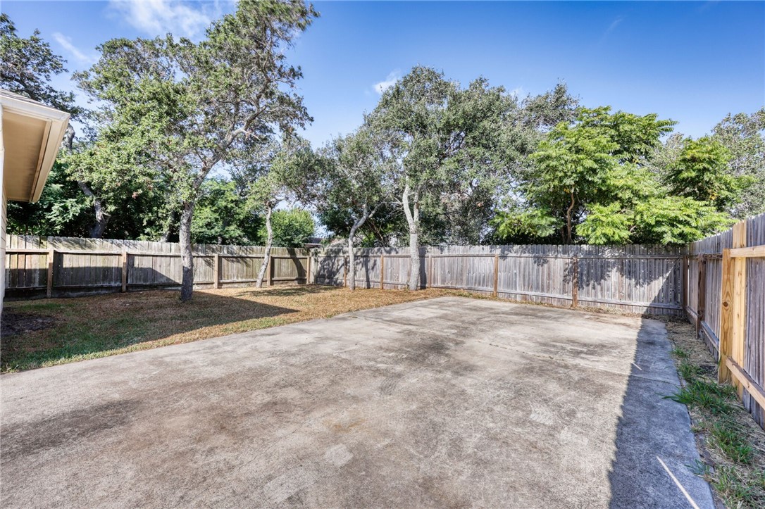 1950 Sandy Way Corpus Christi TX 78418