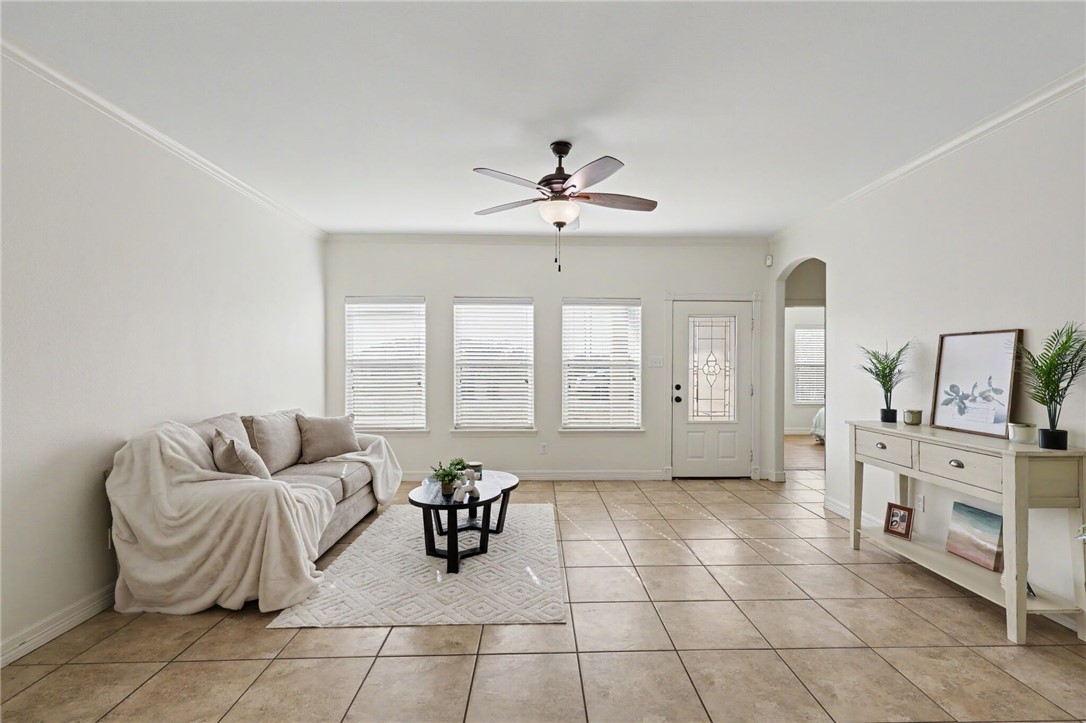 1950 Sandy Way Corpus Christi TX 78418