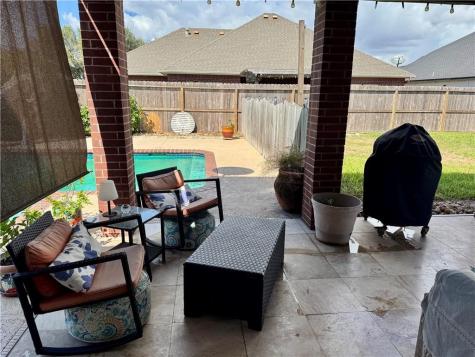 209 Cypress Point Portland TX 78374