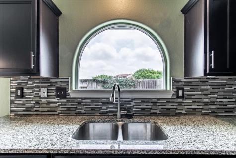 3614 Wl Breeding Drive Corpus Christi TX 78414