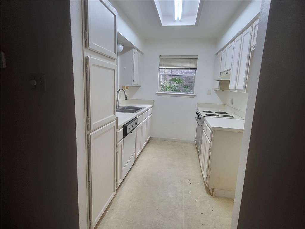 3025 Quail Springs L2 Corpus Christi TX 78414