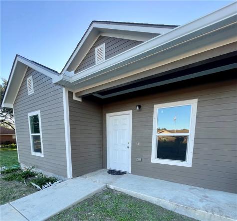 911 Heron Lane Rockport TX 78382