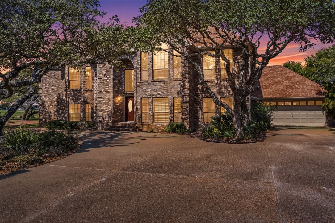 505 Spyglass Rockport TX 78382