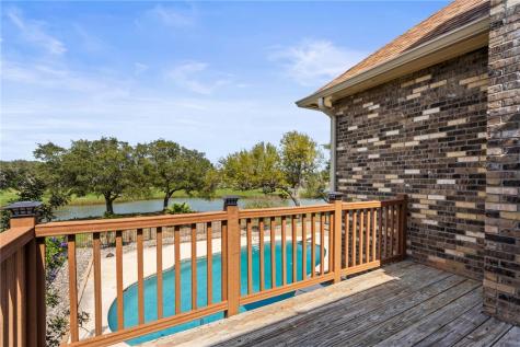 505 Spyglass Rockport TX 78382