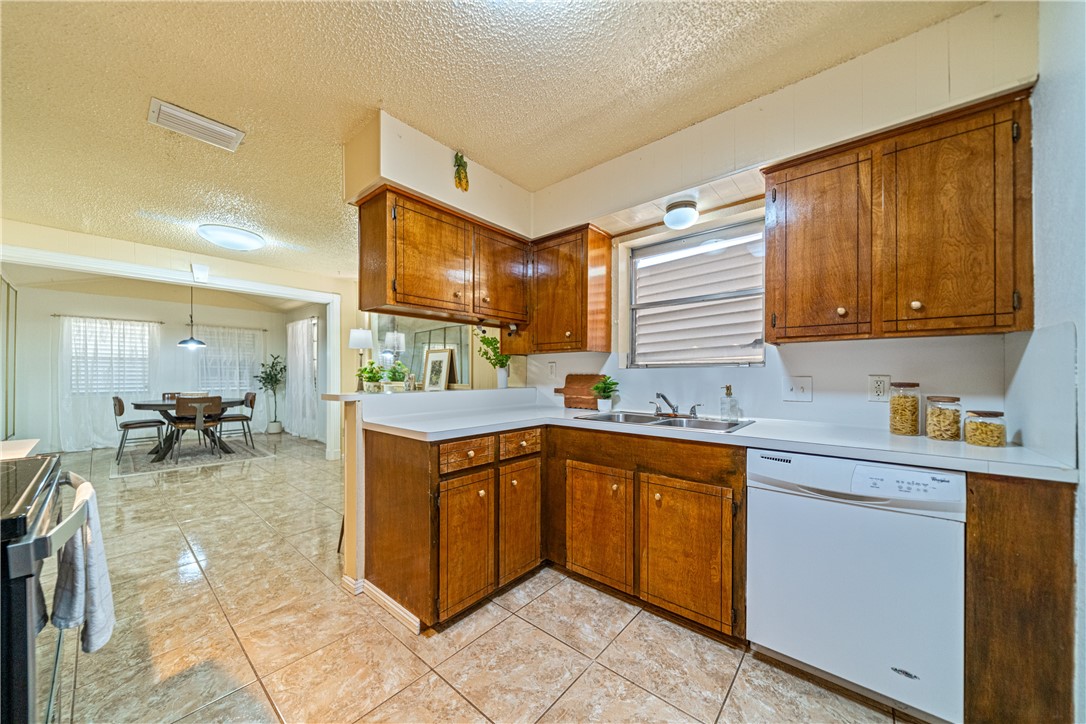 2210 Brighton Drive Corpus Christi TX 78418