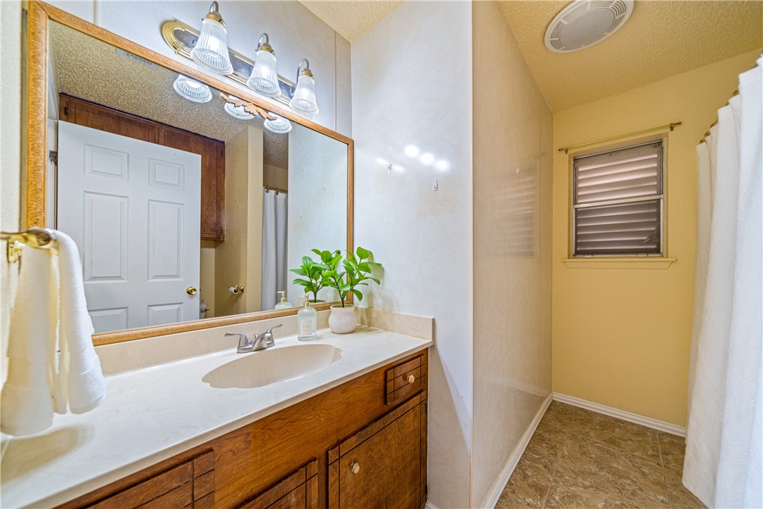 2210 Brighton Drive Corpus Christi TX 78418