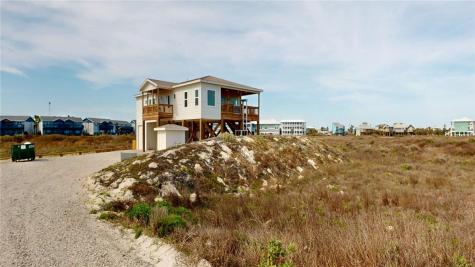 1224 On The Beach Road N Port Aransas TX 78373