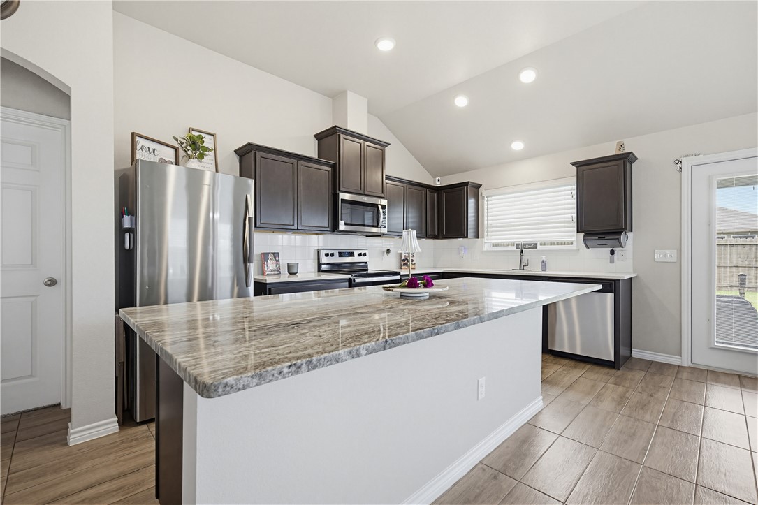 1261 Thames Chase Drive Corpus Christi TX 78415