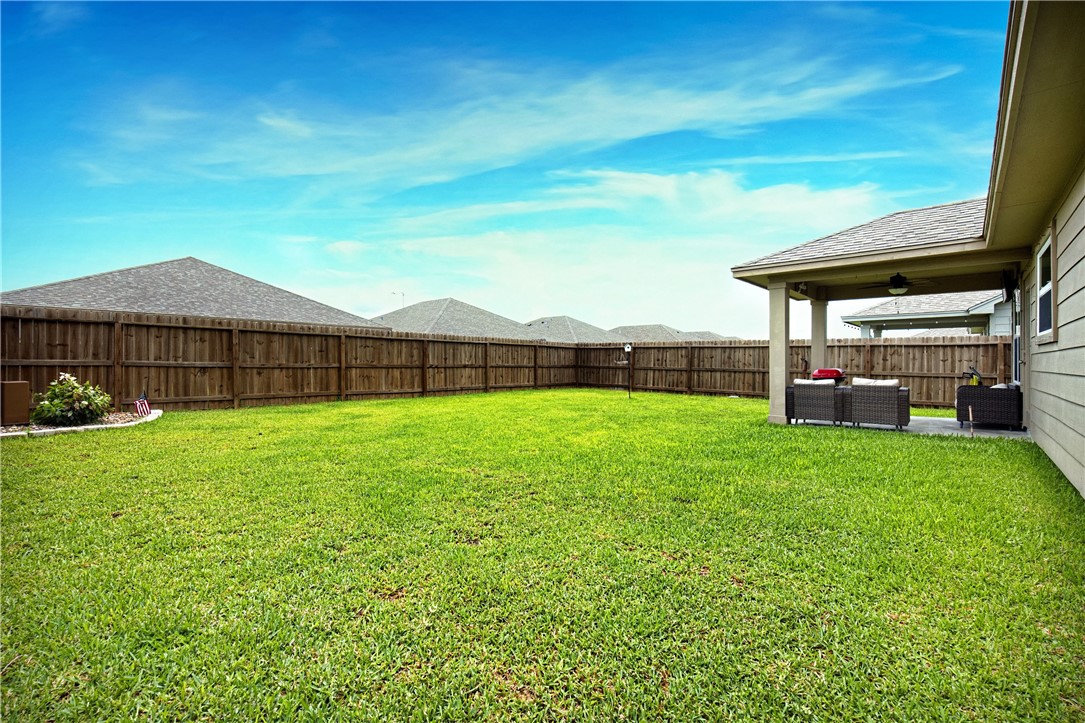 1261 Thames Chase Drive Corpus Christi TX 78415