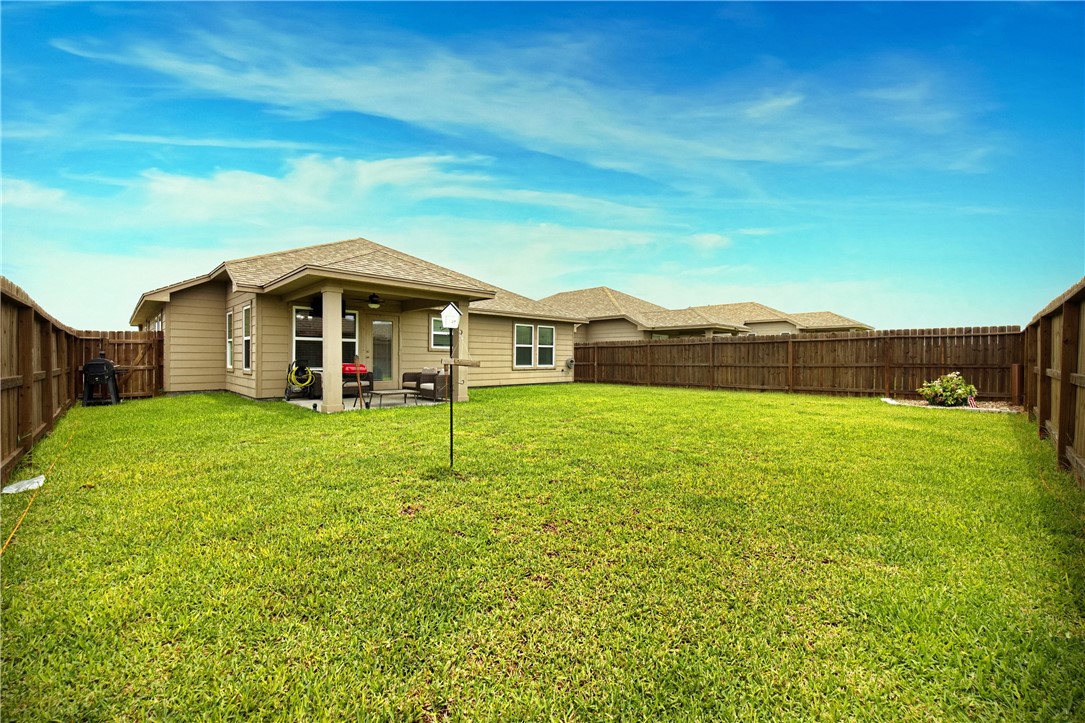 1261 Thames Chase Drive Corpus Christi TX 78415