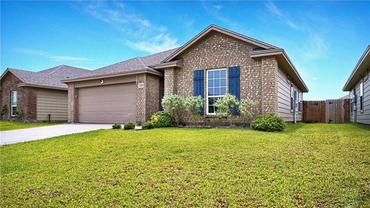 1261 Thames Chase Drive Corpus Christi TX 78415