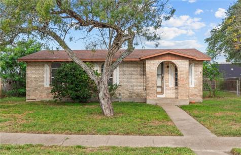 1011 Northcliff Drive Portland TX 78374