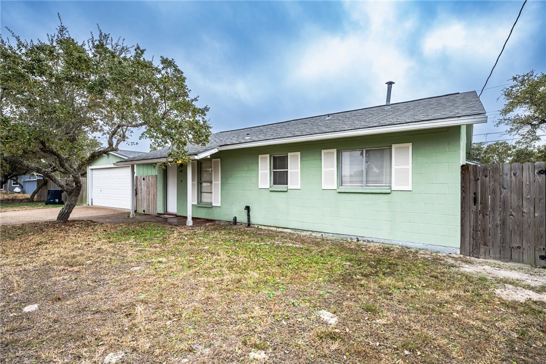 449 Desota Drive Rockport TX 78382