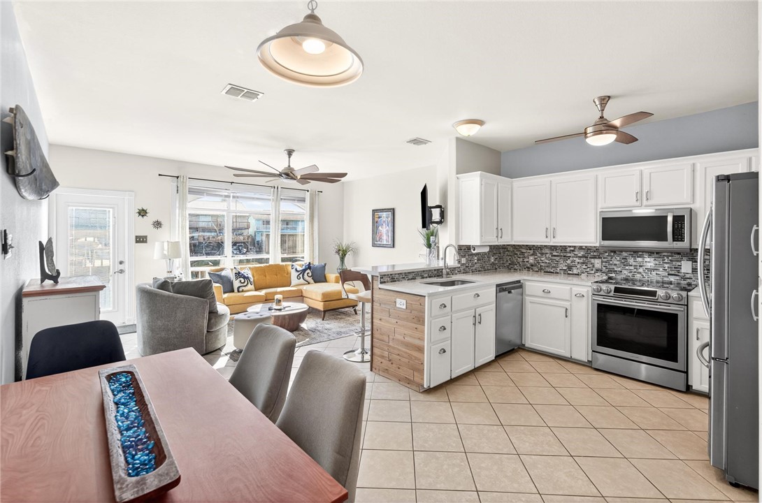 14001 Fortuna Bay Drive 3 Corpus Christi TX 78418