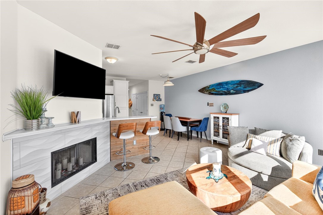 14001 Fortuna Bay Drive 3 Corpus Christi TX 78418