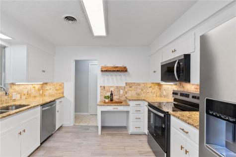 1905 Shores Lane Rockport TX 78382