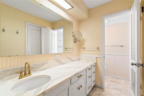 1905 Shores Lane Rockport TX 78382
