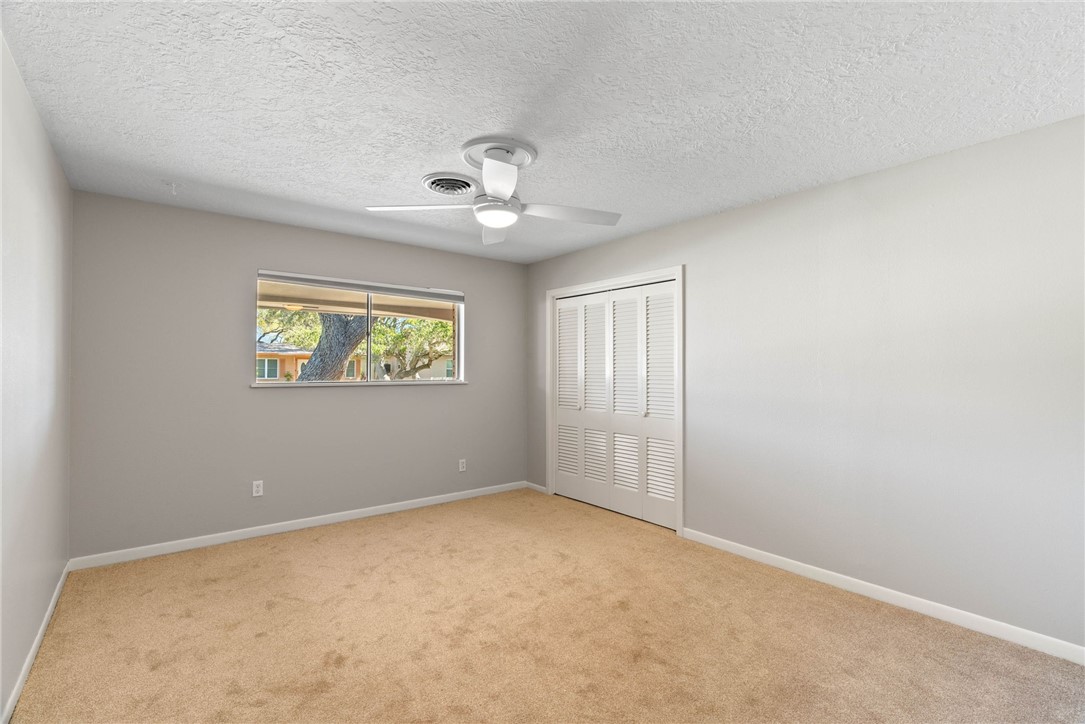 1905 Shores Lane Rockport TX 78382
