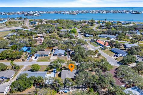 1905 Shores Lane Rockport TX 78382