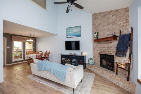3002 Quail Springs E-5 Corpus Christi TX 78414