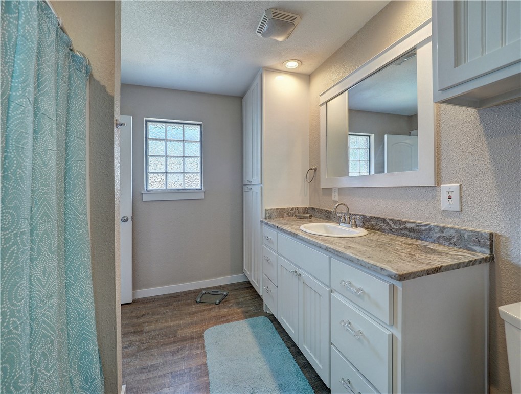 543 Lydia Ann Channel Port Aransas TX 78373