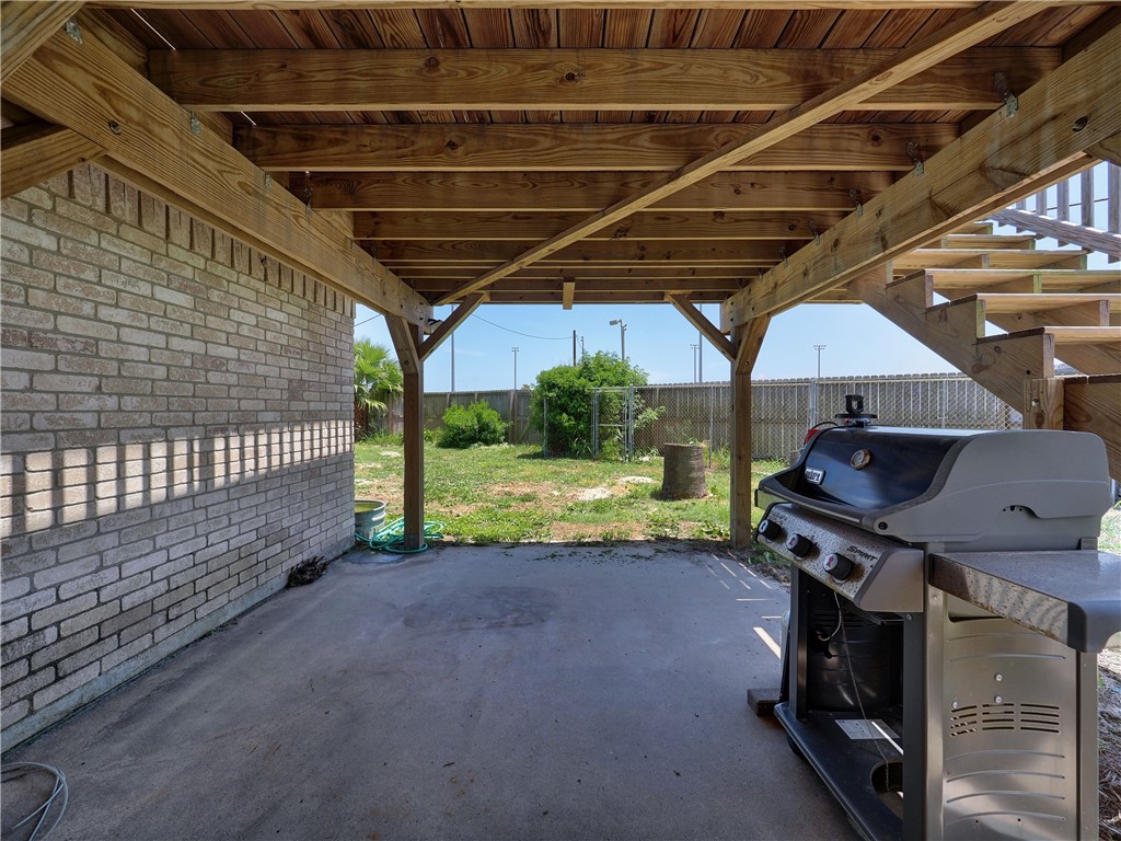 543 Lydia Ann Channel Port Aransas TX 78373