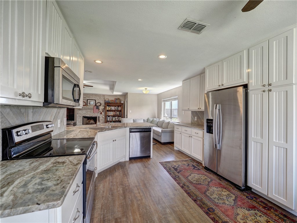 543 Lydia Ann Channel Port Aransas TX 78373