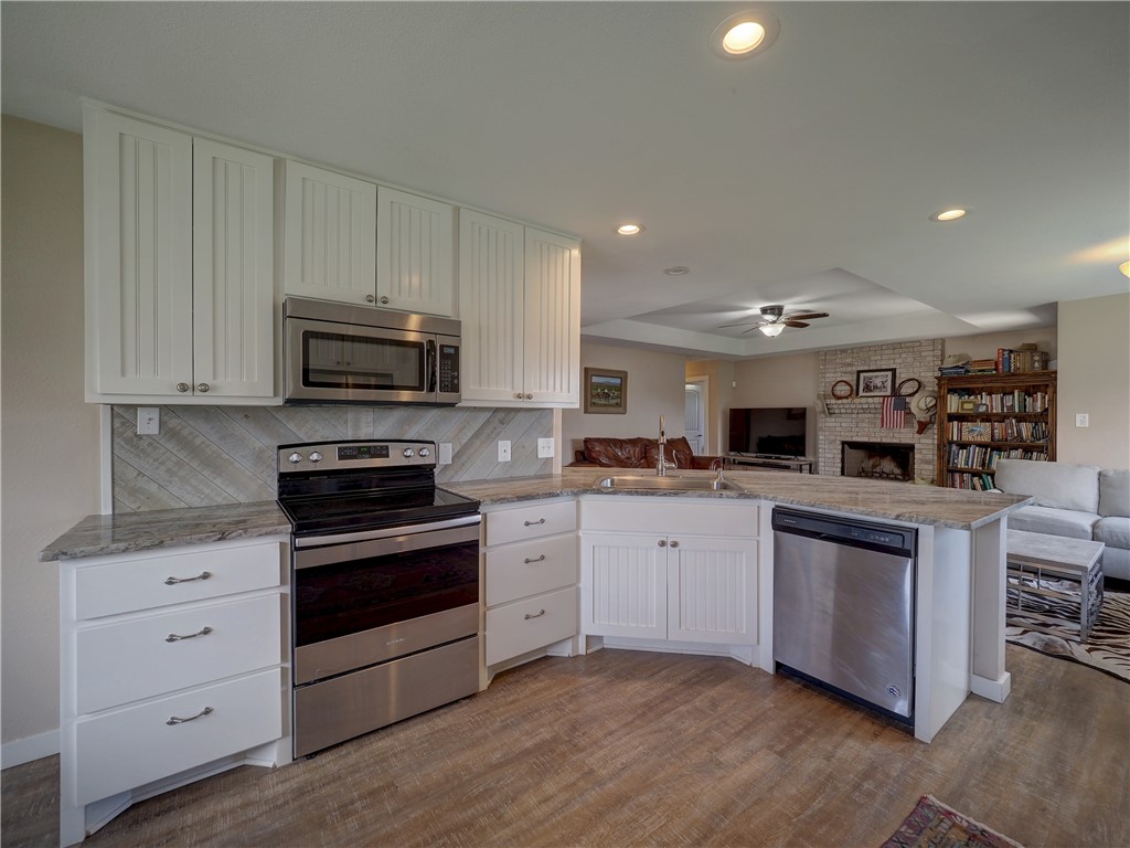 543 Lydia Ann Channel Port Aransas TX 78373
