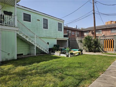 1517 Ocean Drive Corpus Christi TX 78404