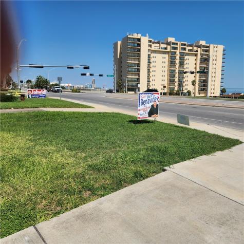 1517 Ocean Drive Corpus Christi TX 78404