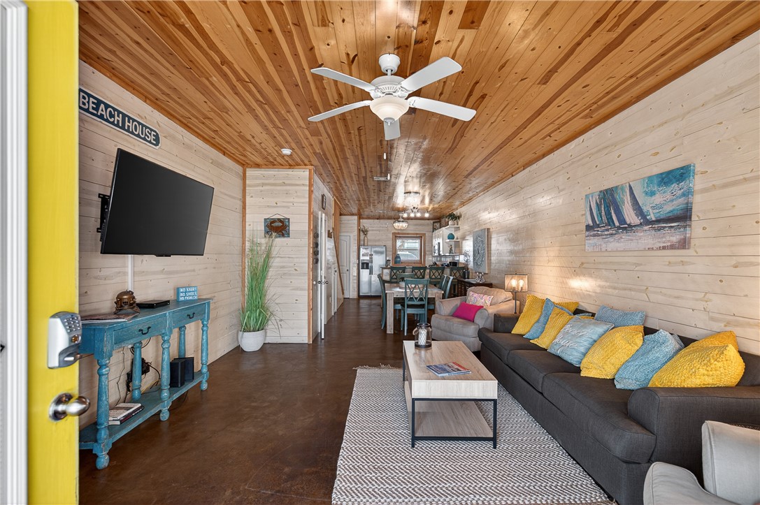 2120 S 11th Street 703 Port Aransas TX 78373