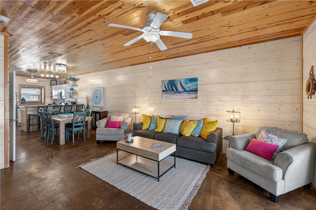 2120 S 11th Street 703 Port Aransas TX 78373