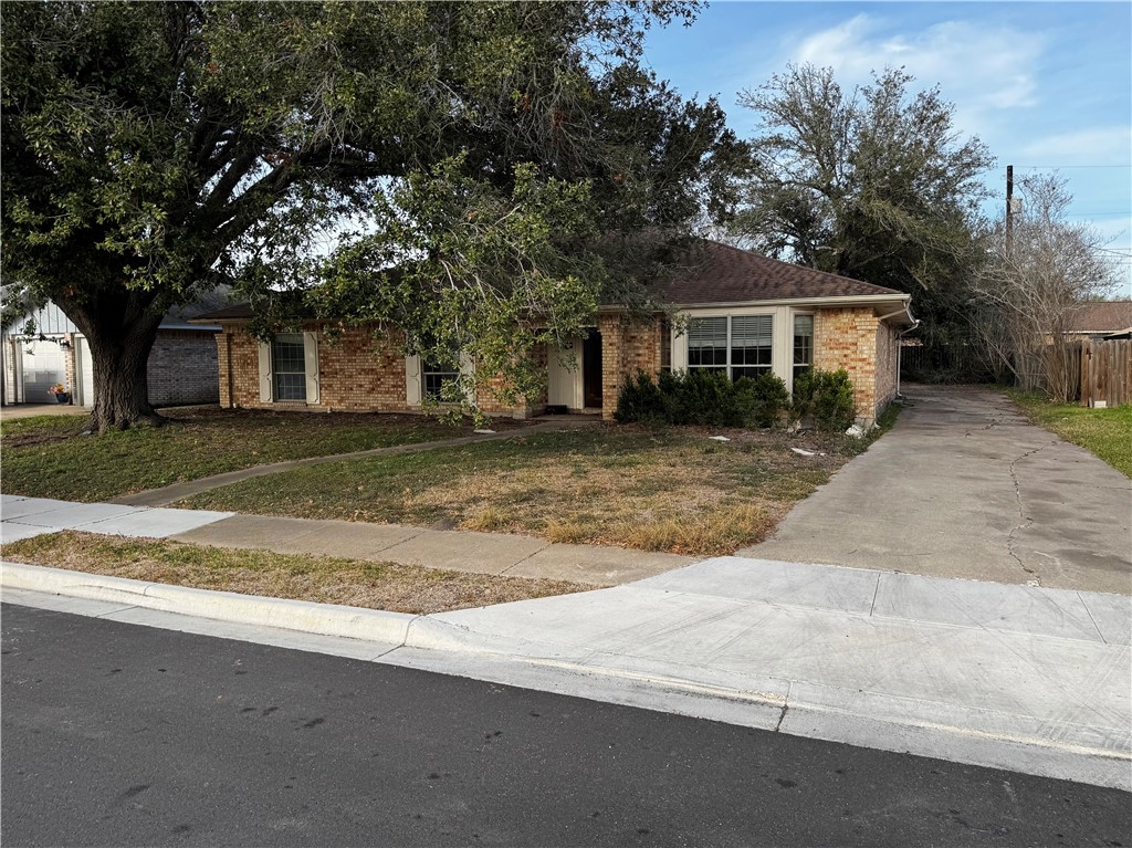 316 Teakwood Drive Victoria TX 77901