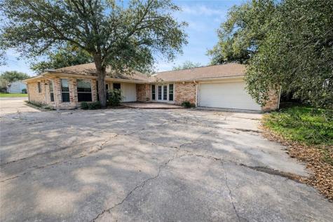 316 Teakwood Drive Victoria TX 77901