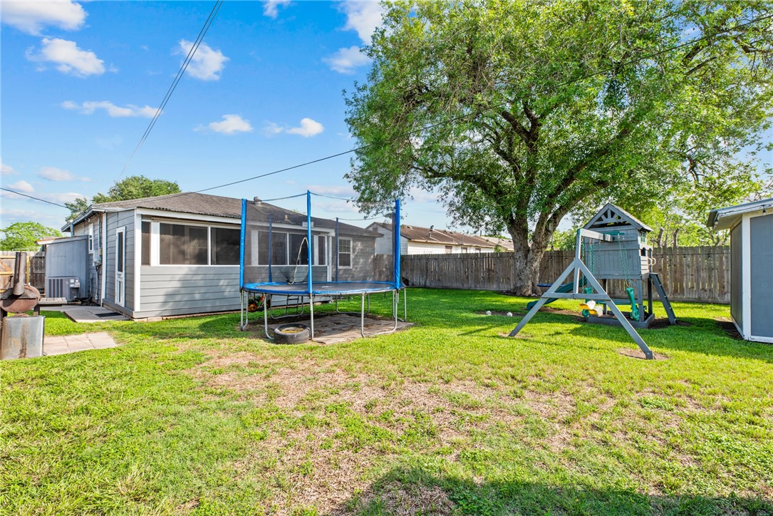 4229 Devon Drive Corpus Christi TX 78415