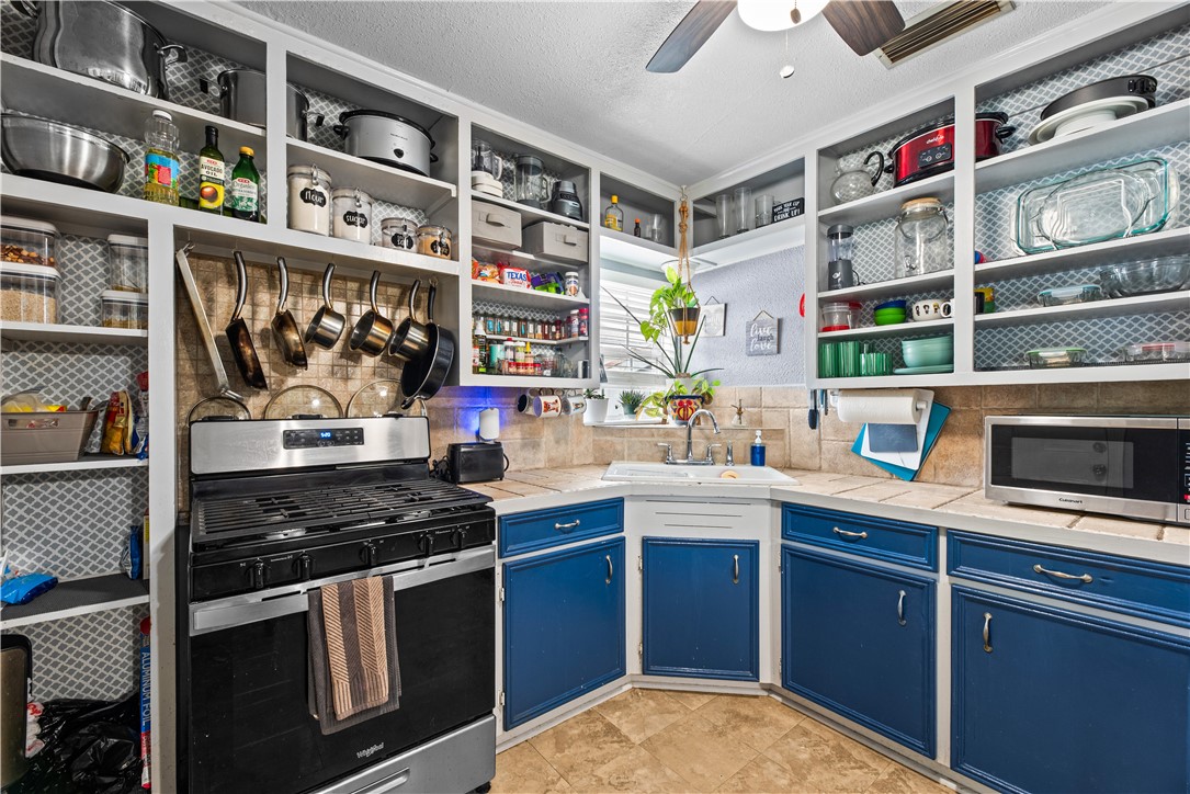 4229 Devon Drive Corpus Christi TX 78415