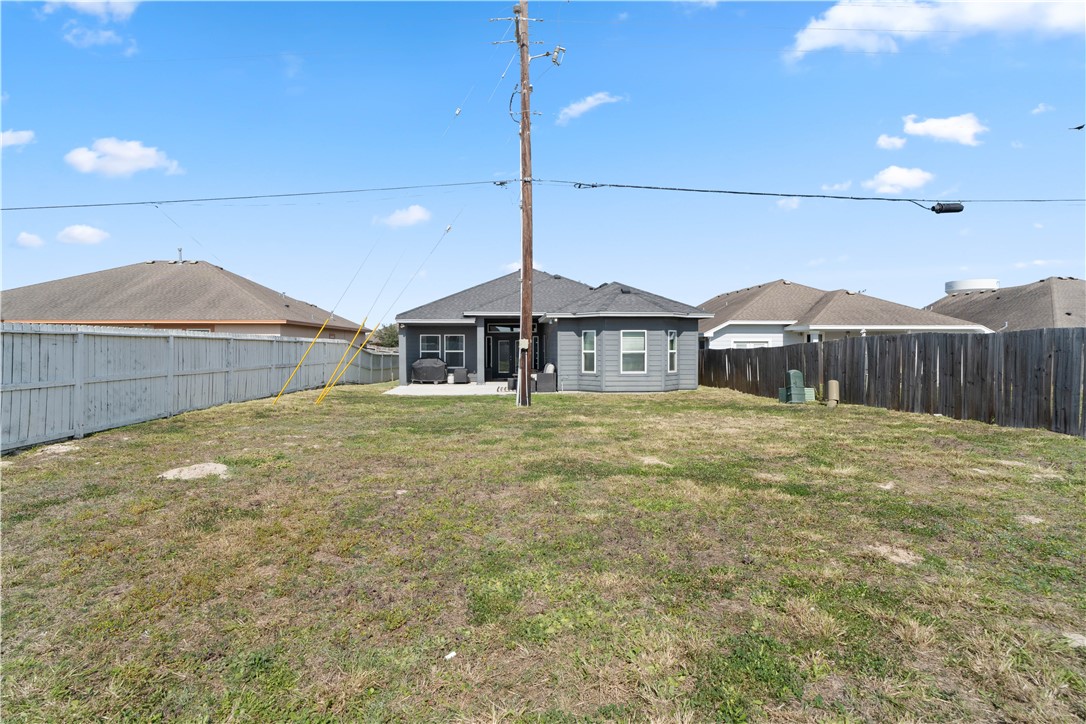 1633 Antoinette Drive Corpus Christi TX 78418