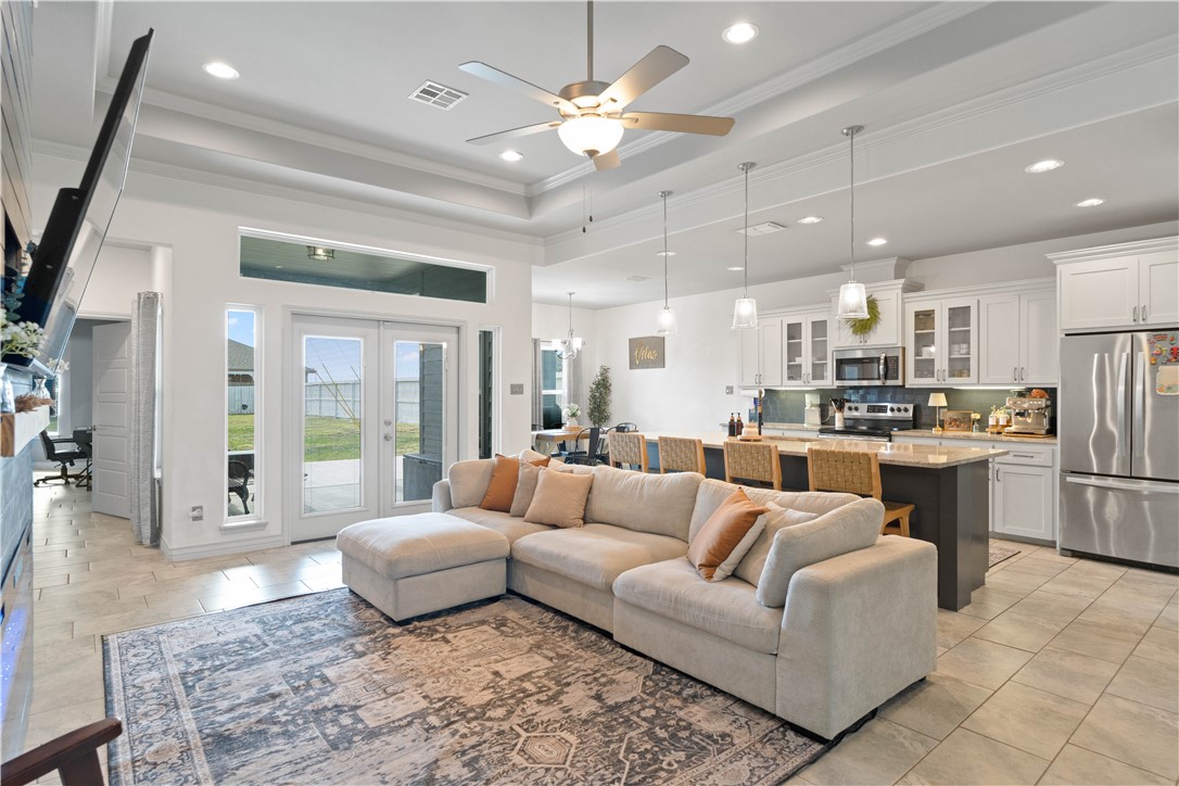 1633 Antoinette Drive Corpus Christi TX 78418