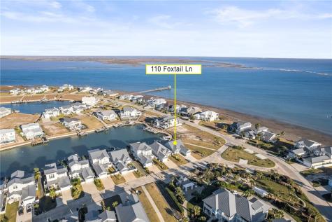 110 Foxtail Lane Rockport TX 78382